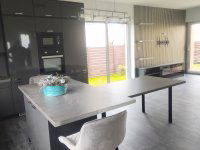 Eladó családi ház, Szegeden 150 M Ft, 5 szobás