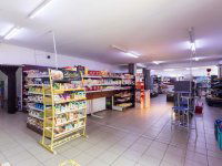 Eladó üzlethelyiség