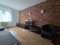 Kiadó téglalakás, albérlet, Debrecenben 220 E Ft / hó