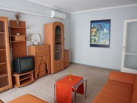 Kiadó panellakás, albérlet, Szegeden 150 E Ft / hó, 2 szobás