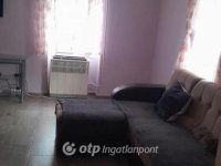 Eladó családi ház, Sárbogárdon 13 M Ft, 1 szobás