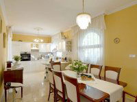 Eladó családi ház, Kiskunfélegyházán 149.9 M Ft, 5 szobás