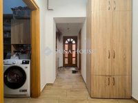 Eladó családi ház, Kecskeméten 62.5 M Ft, 4 szobás