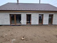 Eladó családi ház, Erdőkertesen 105 M Ft, 4 szobás