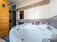 Eladó panellakás, Kazincbarcikán 46.8 M Ft, 4 szobás