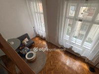 Eladó téglalakás, Budapesten, V. kerületben 79.5 M Ft, 1 szobás