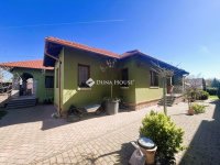 Eladó családi ház, Pilisvörösváron 228.9 M Ft, 6 szobás