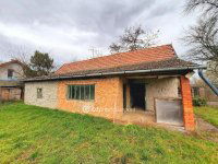 Eladó családi ház, Szolnokon 25 M Ft, 3 szobás