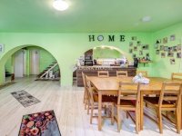 Eladó családi ház, Gödön 160 M Ft, 12 szobás