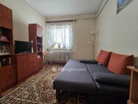 Eladó családi ház, Pápán 52 M Ft, 5+1 szobás