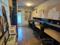 Eladó téglalakás, Szentendrén 99 M Ft, 4 szobás