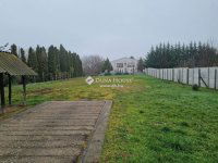 Eladó családi ház, Szigetszentmártonban 84.9 M Ft, 6 szobás