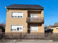 Eladó családi ház, Dunavecsén 89 M Ft, 5 szobás