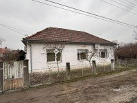 Eladó családi ház