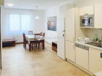 Eladó téglalakás, VI. kerületben 175 M Ft, 2 szobás