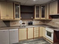 Kiadó üzlethelyiség