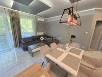 Eladó téglalakás, III. kerületben 159 M Ft, 3 szobás