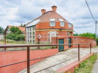 Eladó családi ház, Budaörsön 445 M Ft, 6 szobás