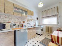 Eladó téglalakás, Nyíregyházán 43 M Ft, 2 szobás