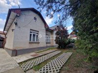 Eladó családi ház, XVI. kerületben 114.9 M Ft, 7 szobás