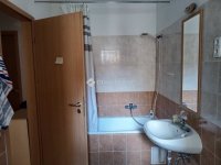 Kiadó téglalakás, albérlet, Pécsett 350 E Ft / hó, 1 szobás