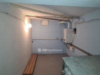 Eladó családi ház, Áporkán 79.9 M Ft, 3 szobás