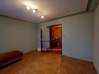 Eladó családi ház, Pusztaszabolcson 72.5 M Ft, 4+1 szobás