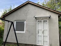 Eladó nyaraló, Ráckevén 29 M Ft, 3 szobás