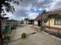 Eladó családi ház, Zsámbokon 35 M Ft, 2 szobás