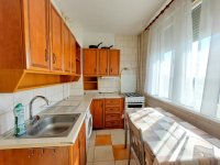 Kiadó panellakás, albérlet, Szegeden, Retek utcában, 1+1 szobás