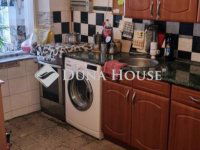 Eladó családi ház, Pécsett 46.9 M Ft, 3 szobás