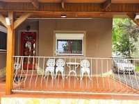 Eladó családi ház, Pécsett 89.9 M Ft, 7 szobás
