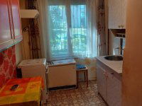 Eladó téglalakás, Komlón, Tompa Mihály utcában 12.2 M Ft