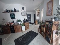 Eladó családi ház, Debrecenben 220 M Ft, 3 szobás