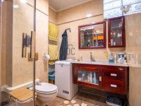 Eladó családi ház, XV. kerületben 189 M Ft, 6 szobás