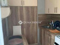 Eladó panellakás, Pécsett 42.9 M Ft, 2 szobás