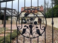 Eladó családi ház, II. kerületben 393.75 M Ft, 9 szobás