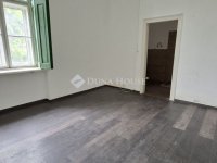 Kiadó ipari ingatlan, Kecskeméten 80 E Ft / hó, 4 szobás