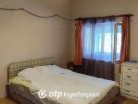 Eladó családi ház, Pápán 17.5 M Ft, 2+1 szobás