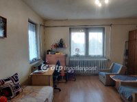 Eladó családi ház, Pannonhalmán 65 M Ft, 4 szobás