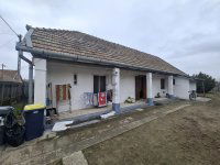 Eladó családi ház, Tápiószentmártonon 18 M Ft, 2 szobás