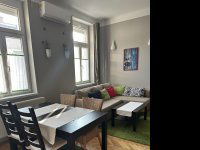 Kiadó téglalakás, albérlet