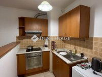 Kiadó téglalakás, albérlet