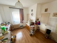 Eladó családi ház, Székesfehérvárott 94.9 M Ft, 6 szobás