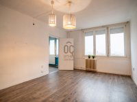 Eladó panellakás, XXII. kerületben, Kossuth Lajos utcában