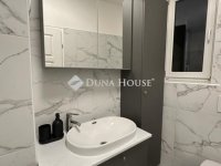 Eladó téglalakás, VI. kerületben 199 M Ft, 5 szobás