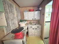 Eladó családi ház, Szigetszentmiklóson 18 M Ft, 2 szobás