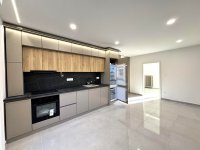 Eladó panellakás, Pécsett, Építők útján 64.9 M Ft