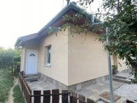 Eladó családi ház, XVII. kerületben 134.9 M Ft, 5 szobás