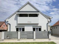 Eladó családi ház, Hajdúszoboszlón 124.5 M Ft, 5 szobás